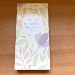 Feeling Smitten Bath Bomb Bar Very Vanilla